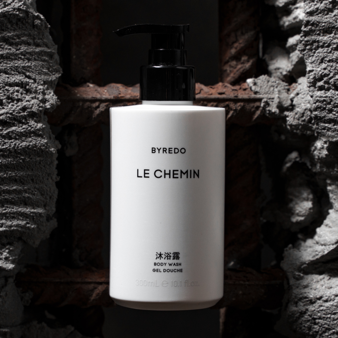 Реальный флакон геля для душа Byredo Le Chemin 300 мл