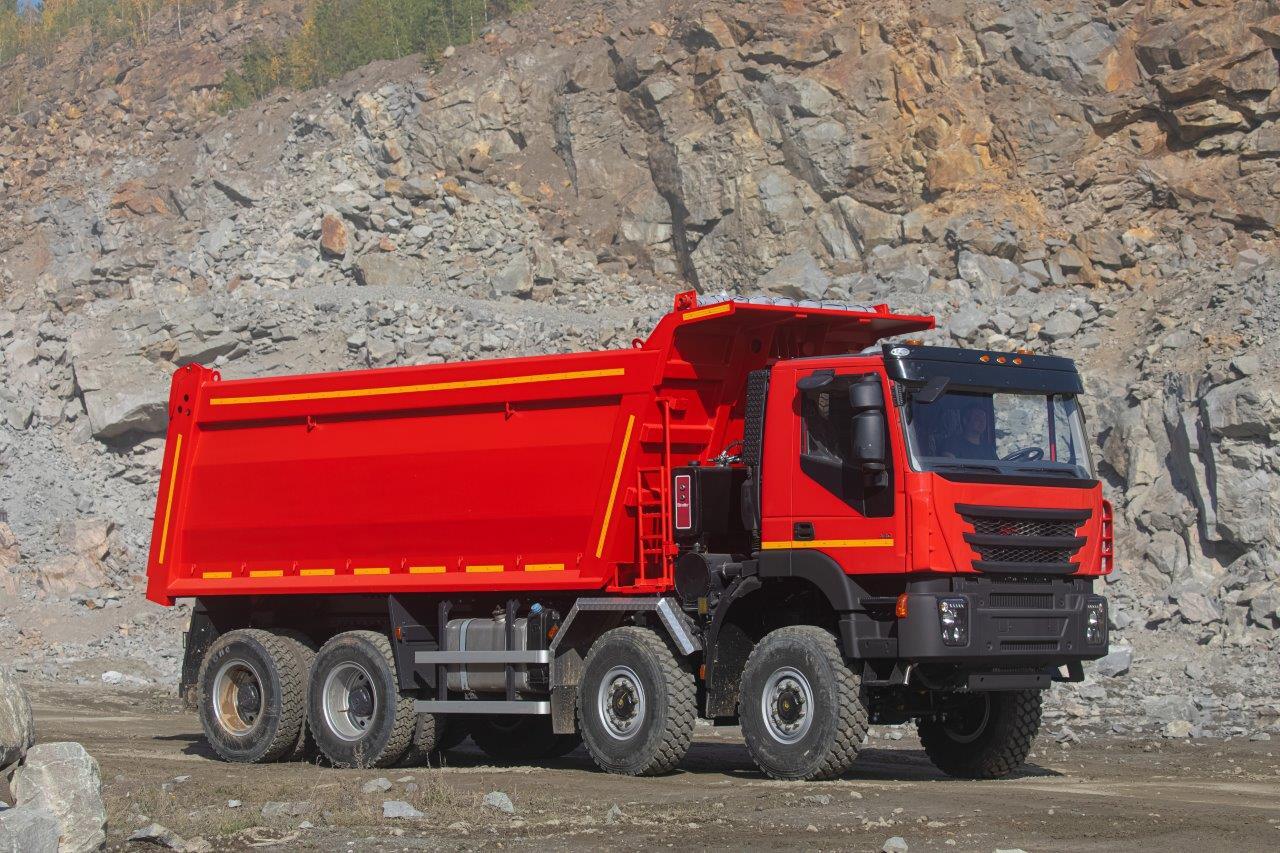 Самосвал 8х8 АМТ 752900