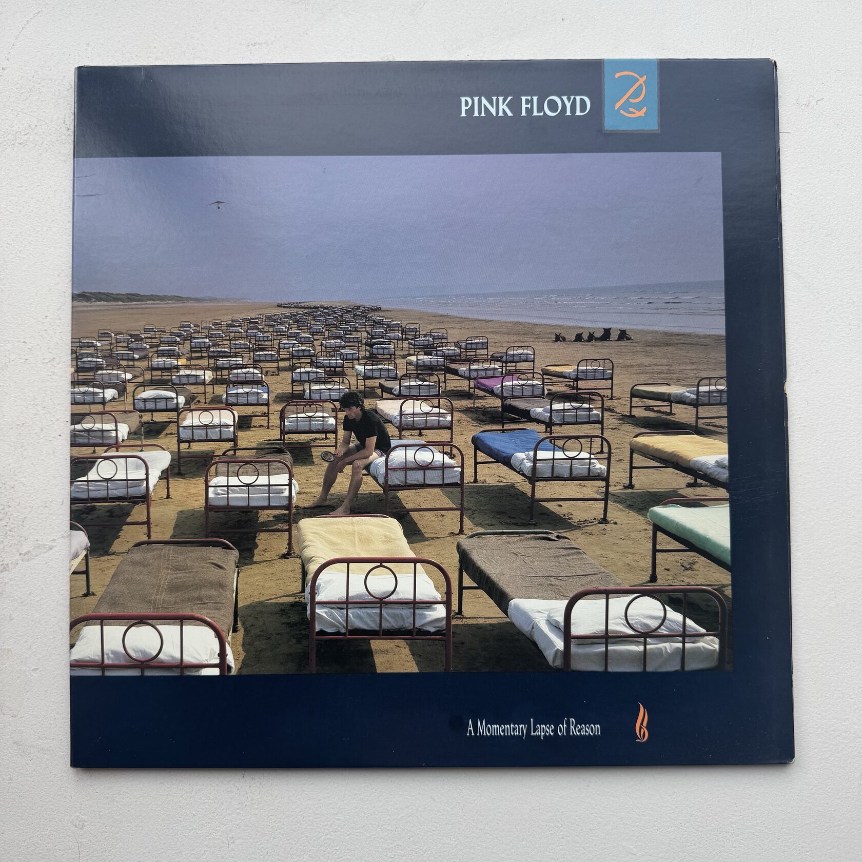Pink Floyd — A Momentary Lapse of Reason (US, 1987)