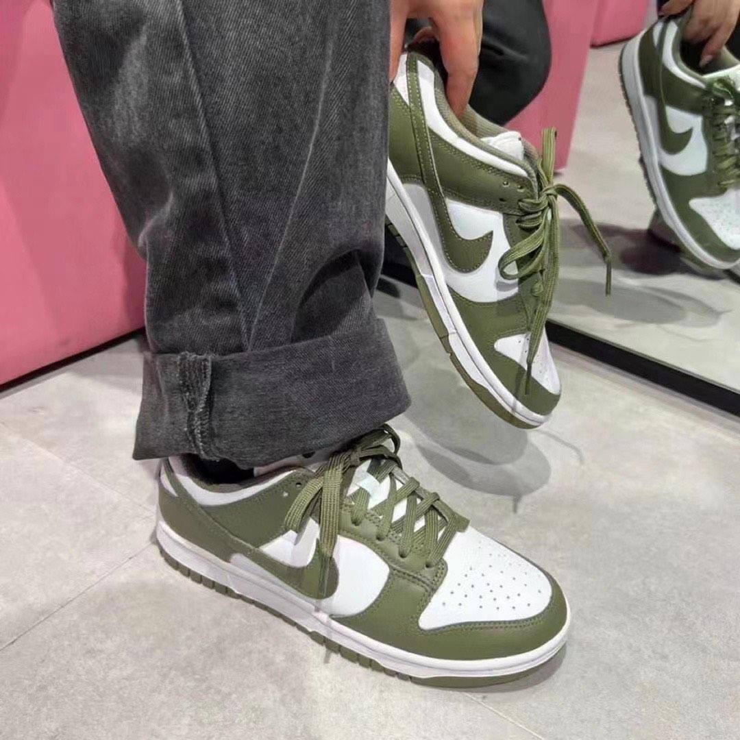 Nike dunk olive. Nike Dunk Low Olive. Nike SB Dunk Olive. Wmns Dunk Low 'Medium Olive'. Nike Dunk women.