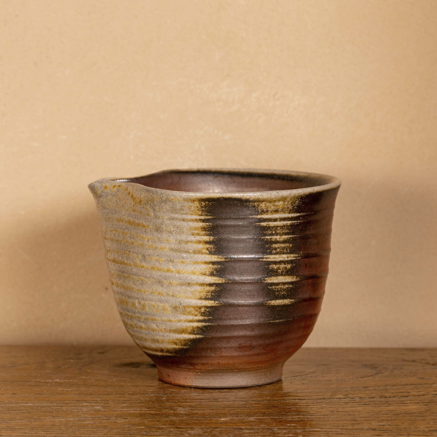 Гундаобэй сливник Нисин Тао дровяного обжига с пепельной глазурью