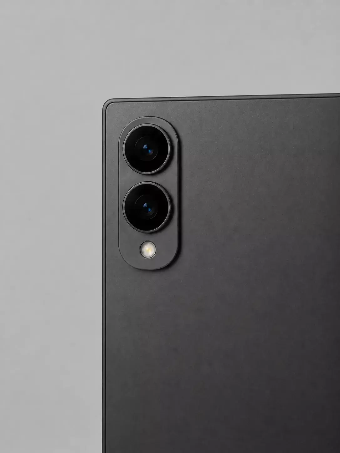 Galaxy Z Fold 8, графитовый — фото 6