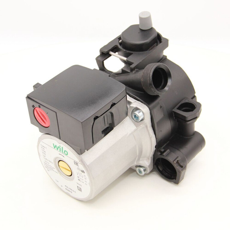 Vaillant turbotec pro 242/5-3 насос. Насос для котла вайлант turbotec pro 242/3-3. Котел вайлант циркуляционный насос. 0020025042 насос vaillant. Котел вайлант циркуляционный насос.