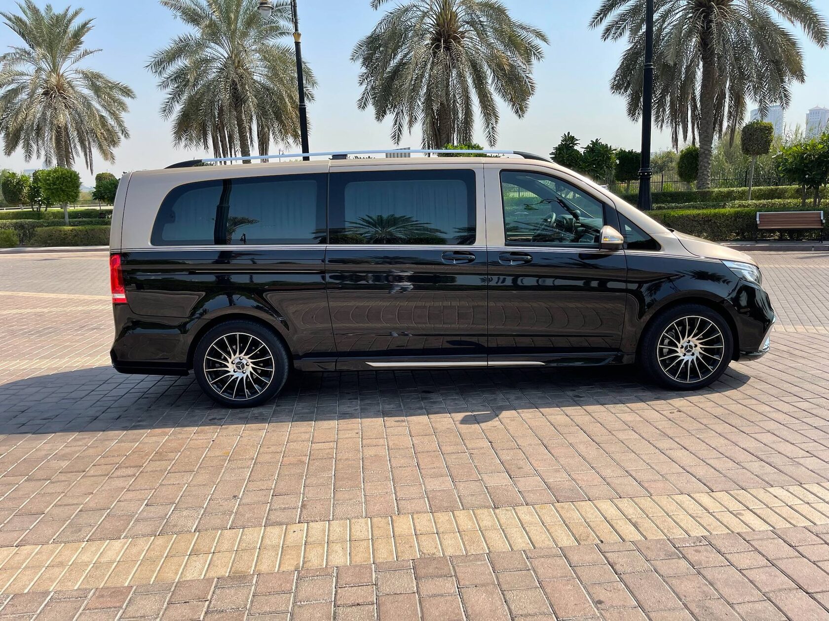 Mercedes‑Benz V‑Class Falcon