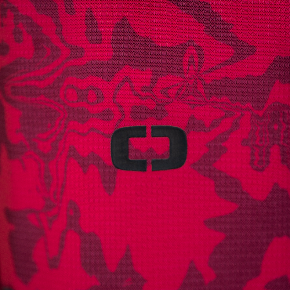 Лого на сумке Ogio Fuse