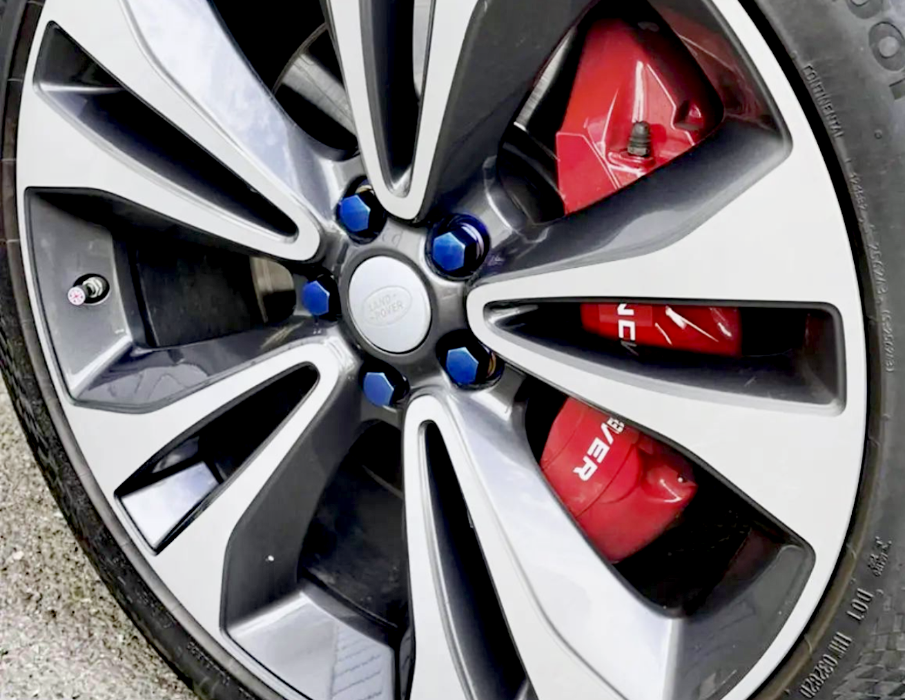 Titanium Lug nuts for Range Rover
