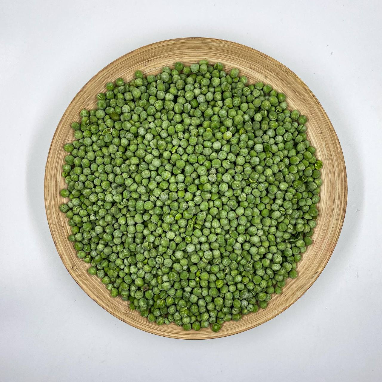 зелёный горошек консервированный ккал. зелёный горошек консервированный калорийность. шары зеленые горошек. горох круглый. бобовые культуры.