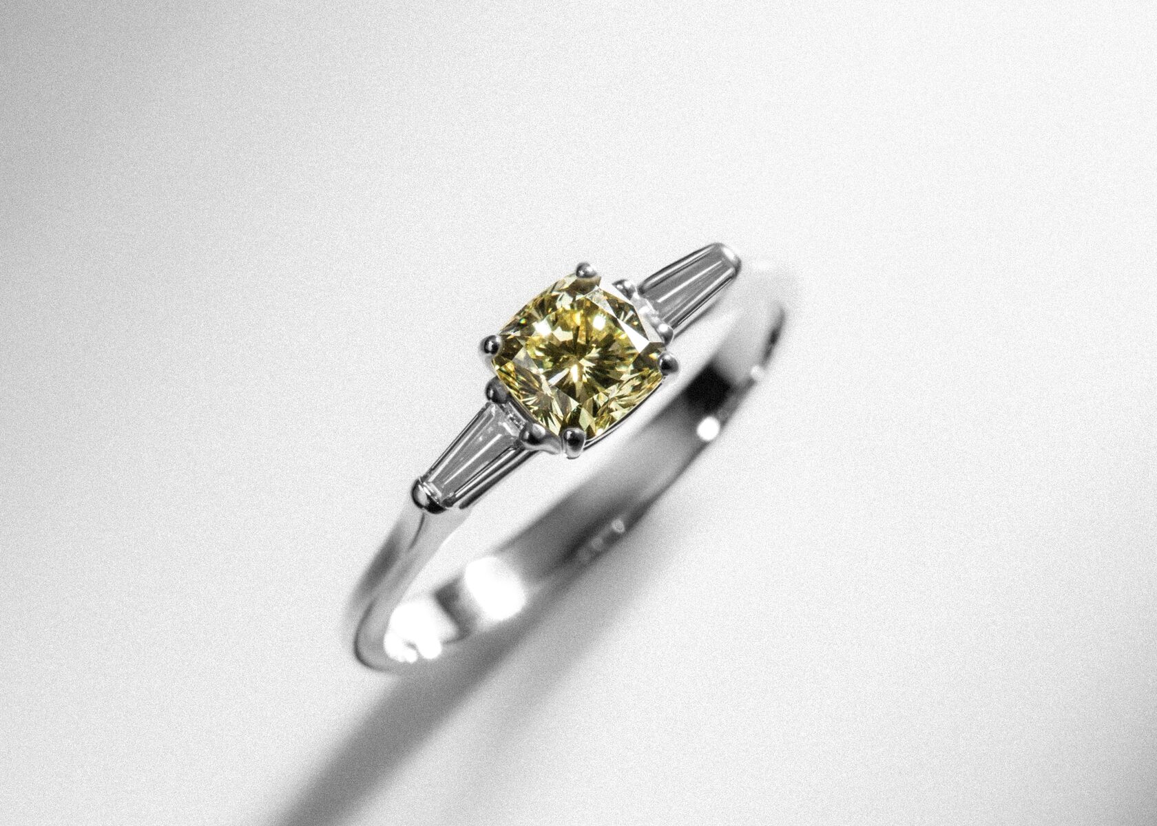 Александр Лихачёв — основатель ювелирного ателье