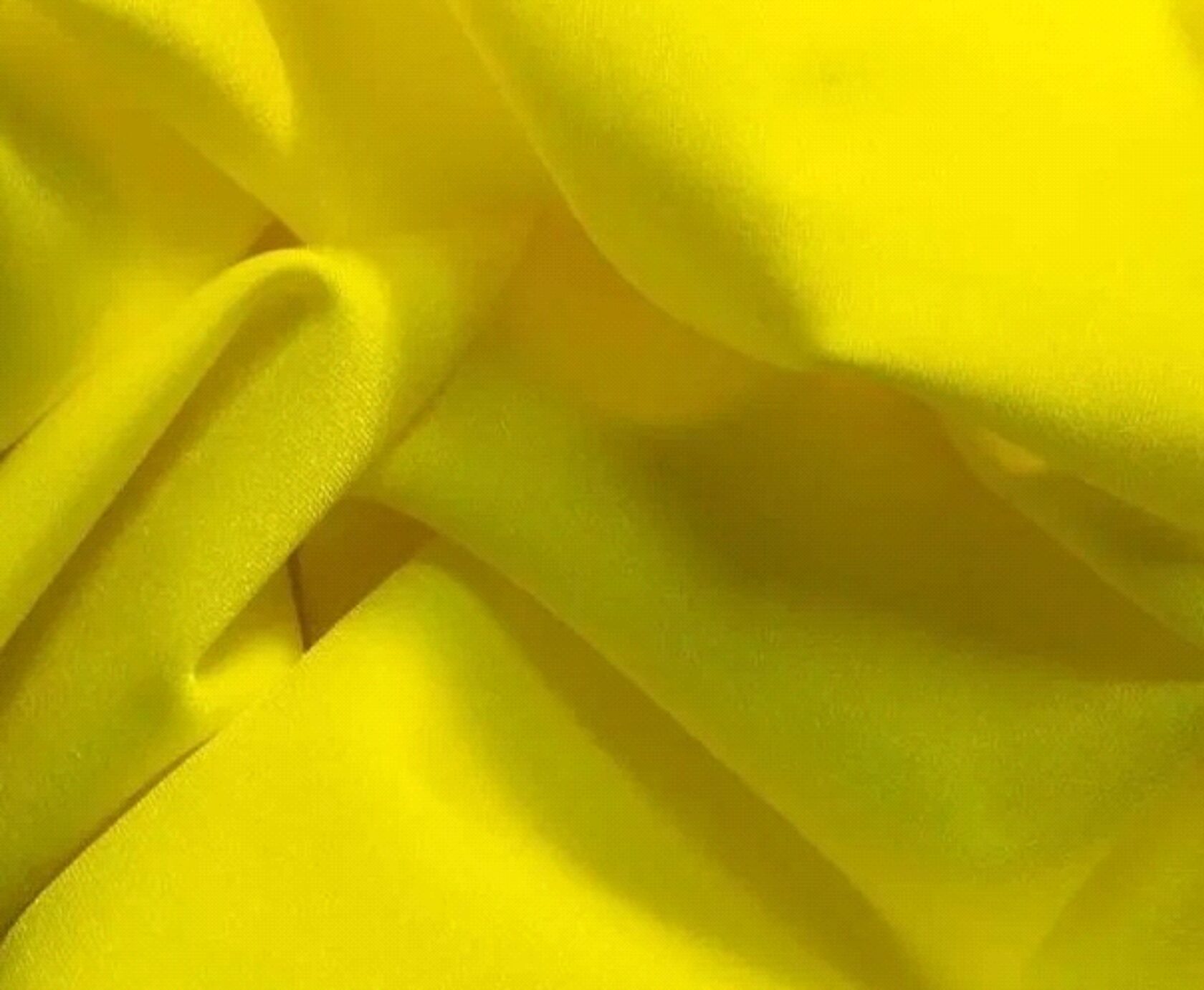 Желтые х б. Бифлекс лимонный. Бифлекс ткань желтый. Лайкра бифлекс желтый. Желтая ткань.