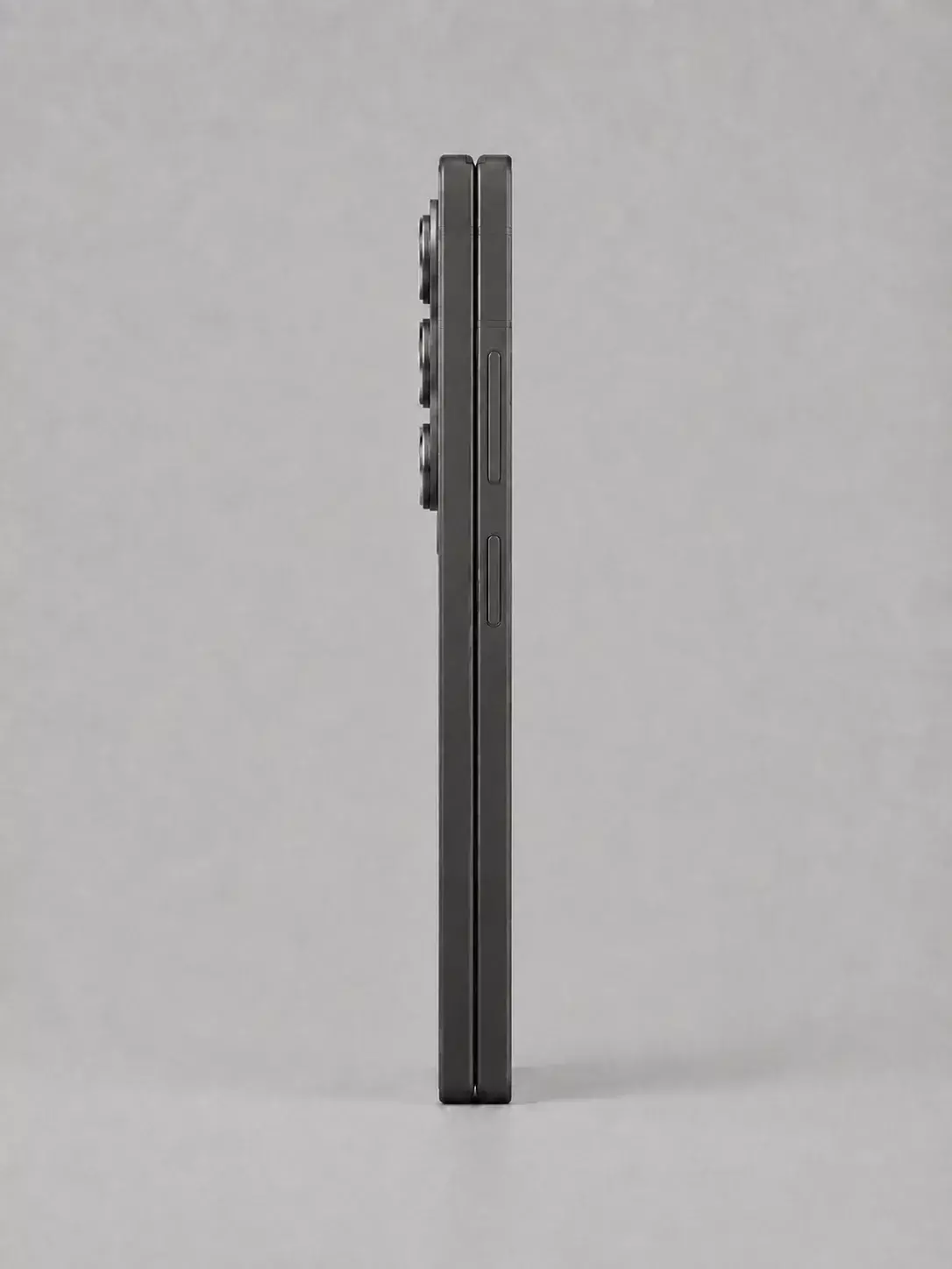 Galaxy Z Fold 8 Ultra, графитовый — фото 7
