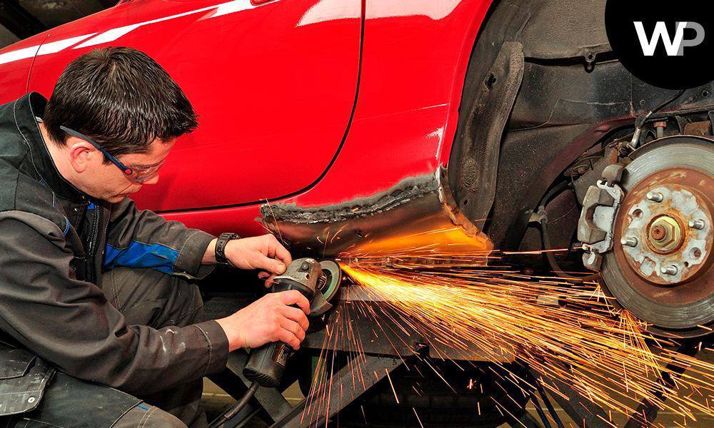 Автомобильный жестянщик