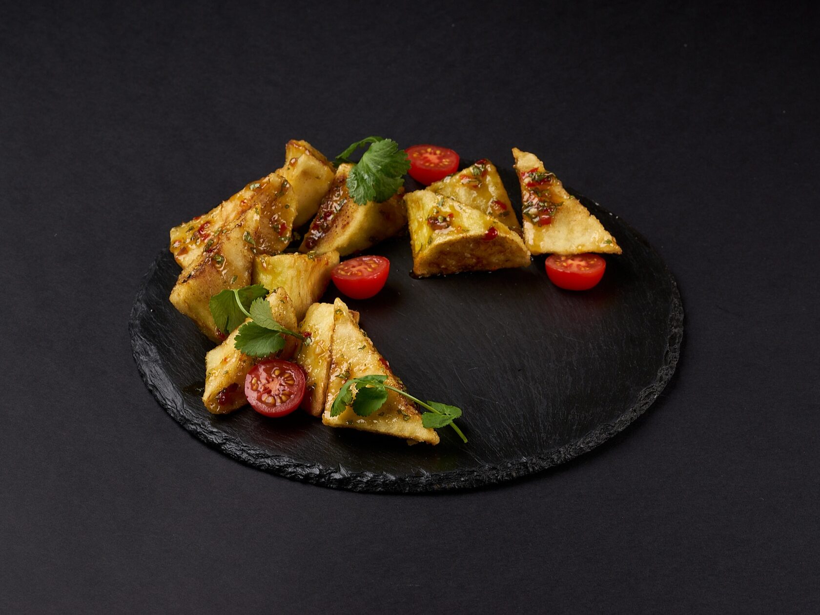 Рулетики из баклажана с надуги