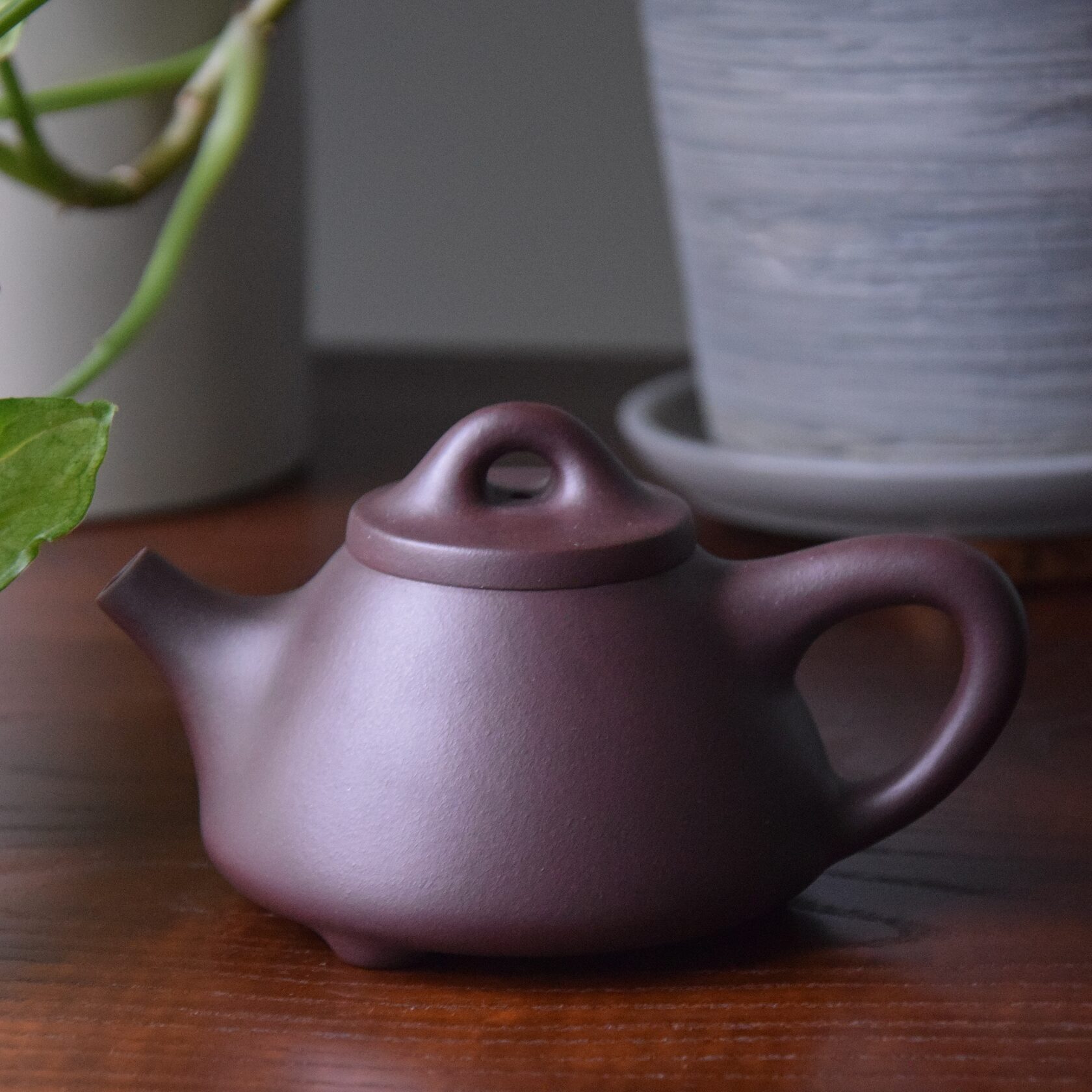 Чайник Ба Ван на ножках