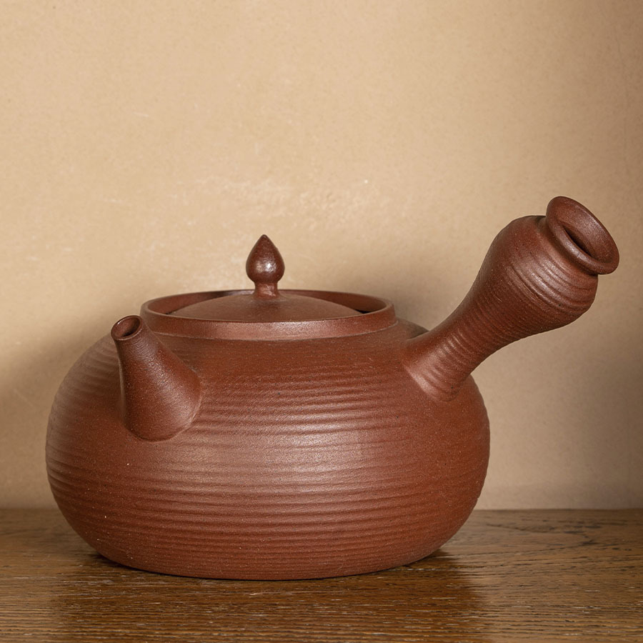 Чайник для кипячения воды чаочжоуский из бурой глины для правой руки