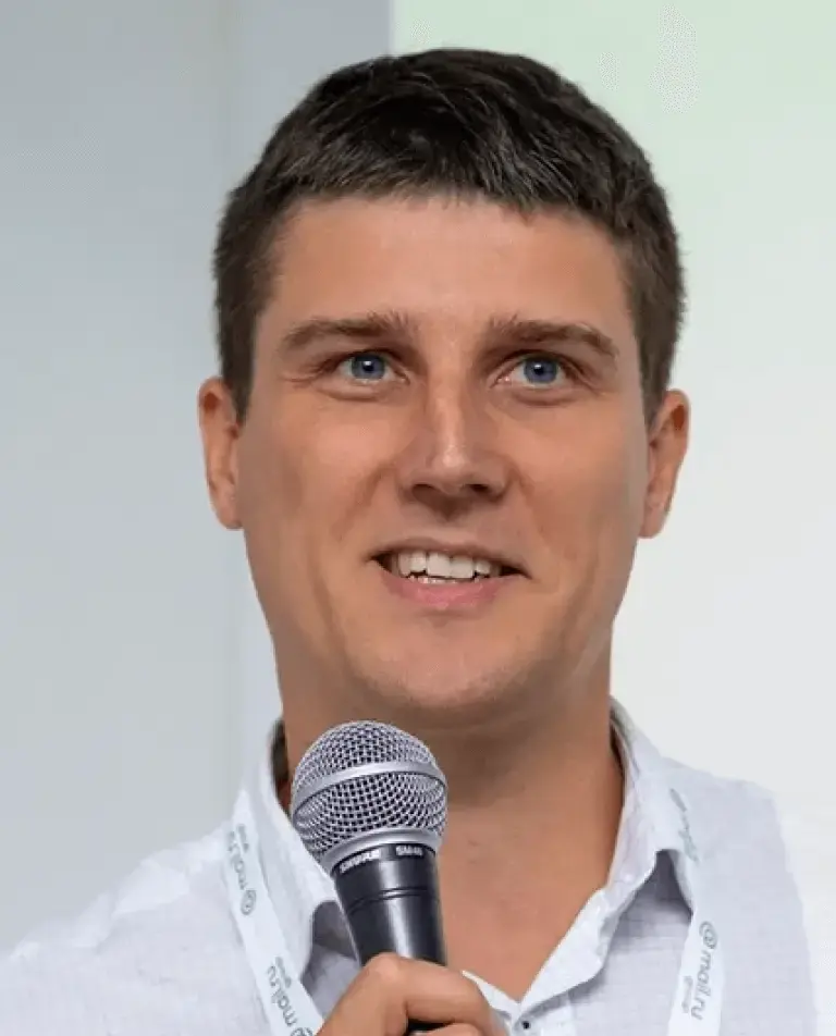 Дмитрий Фролов