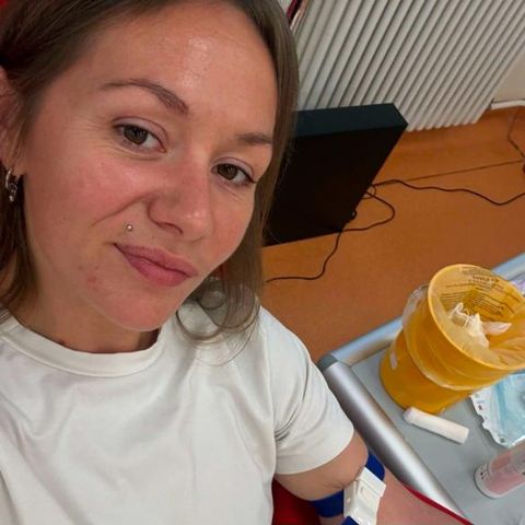 Евгения Астахова на донации