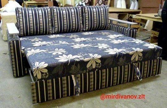 Диван после перетяжки со спальным местом