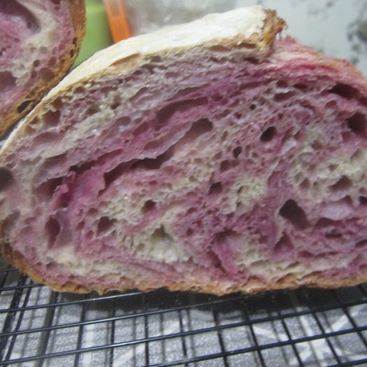 Двухцветный хлеб ученицы Ларисы Козловой
