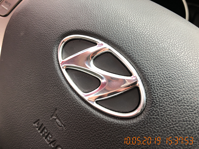 Hyundai ix35: руль с подушкой безопасности водителя