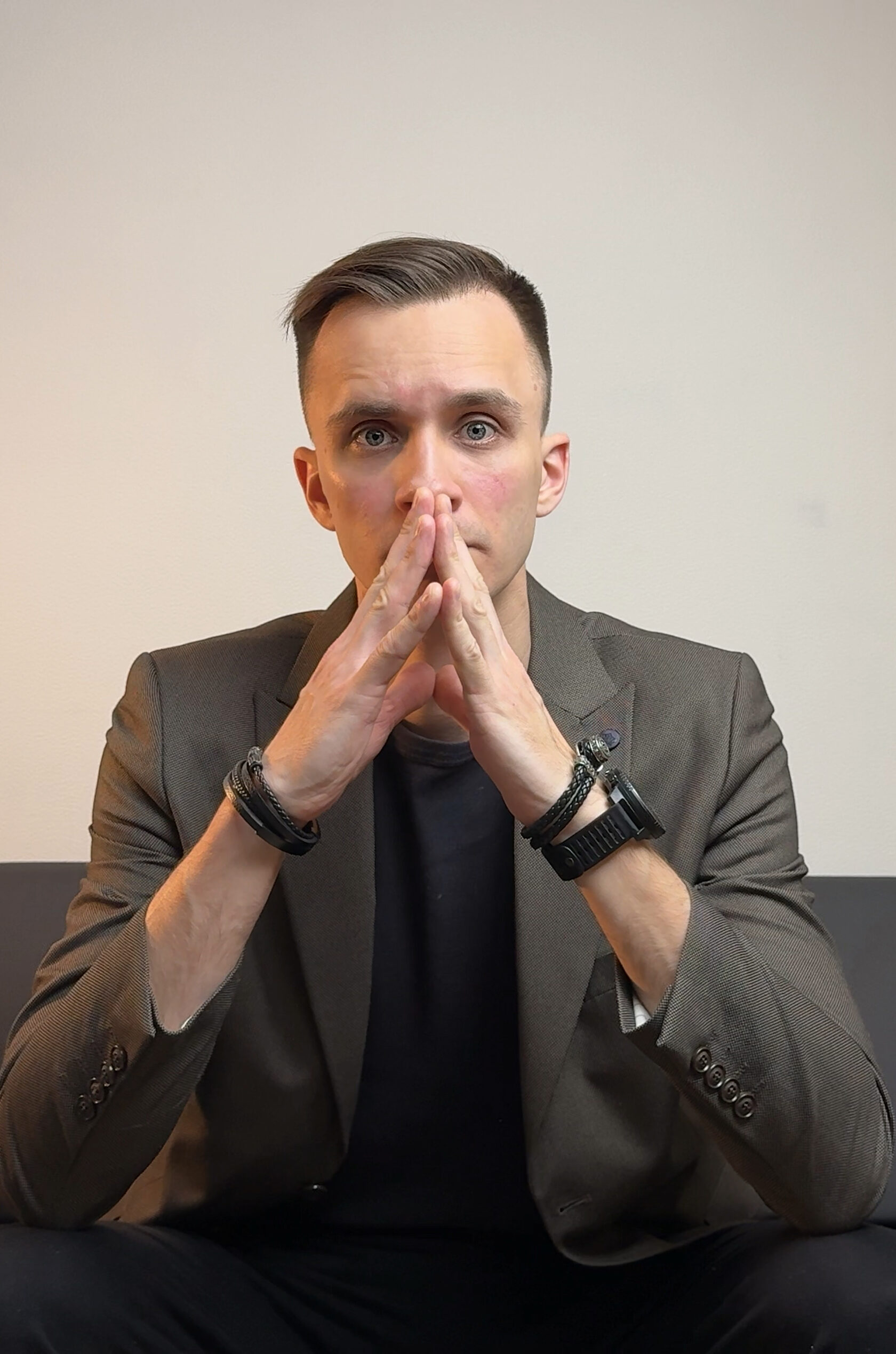 Анатолий Басов