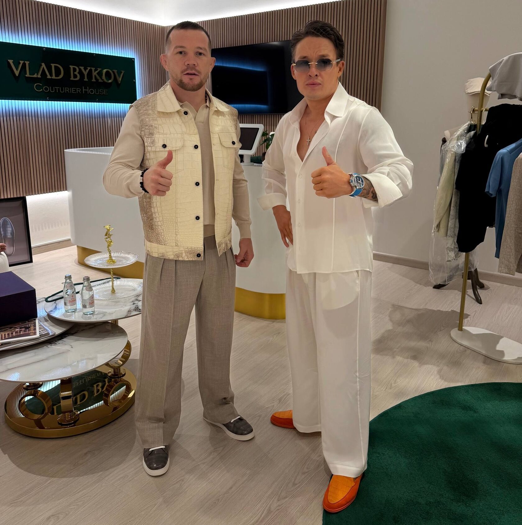 Пётр Ян в жилете из крокодила Himalaya за $30 000: образ VLAD BYKOV Couturier House перед UFC 333