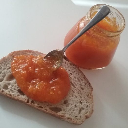 Конфитюр на хлебе ученицы Елены Шишкинской