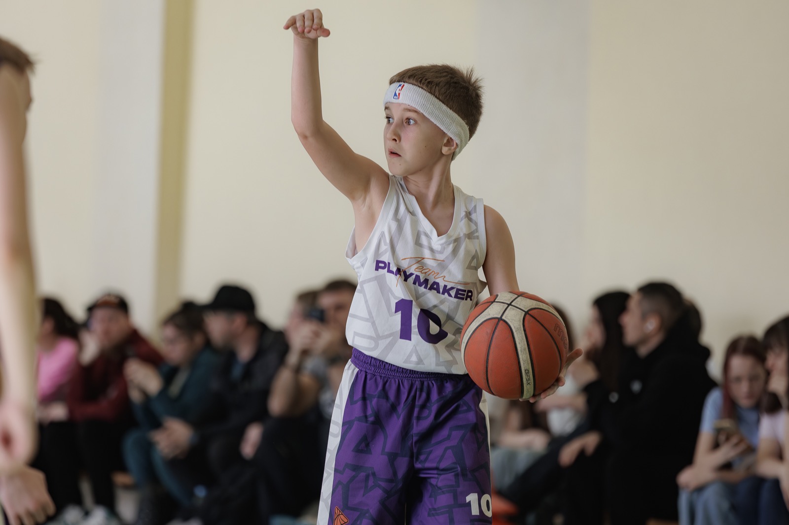 Юный баскетболист PLAYMAKER