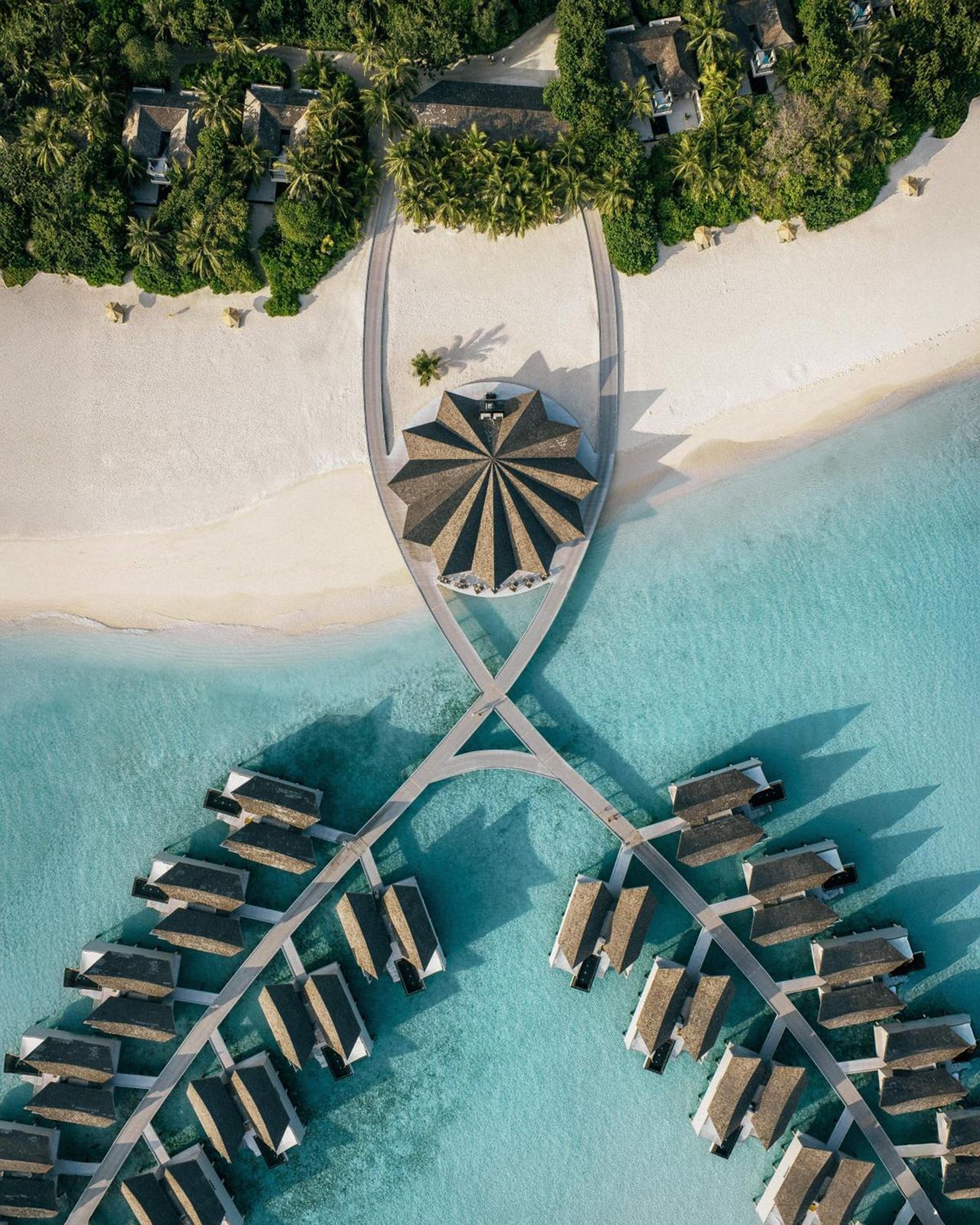 Kuredhivaru Resort & Spa