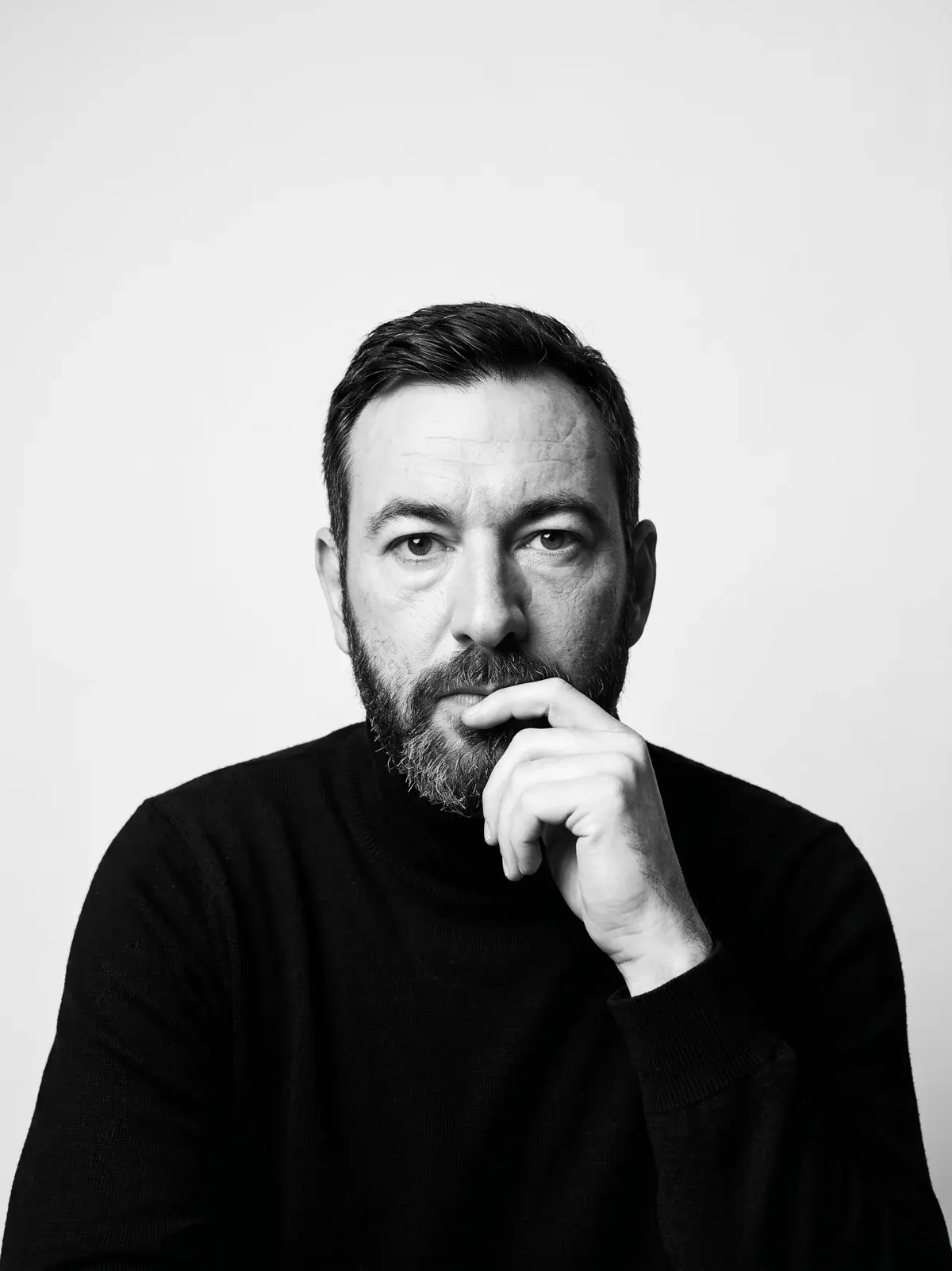 Михаил Шишкин — архитектор и дизайнер интерьеров, основатель студии SHISHKIN