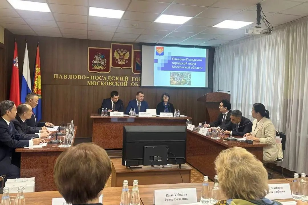 Делегация Сычуани посетила Павловский Посад при содействии РУСКИТ