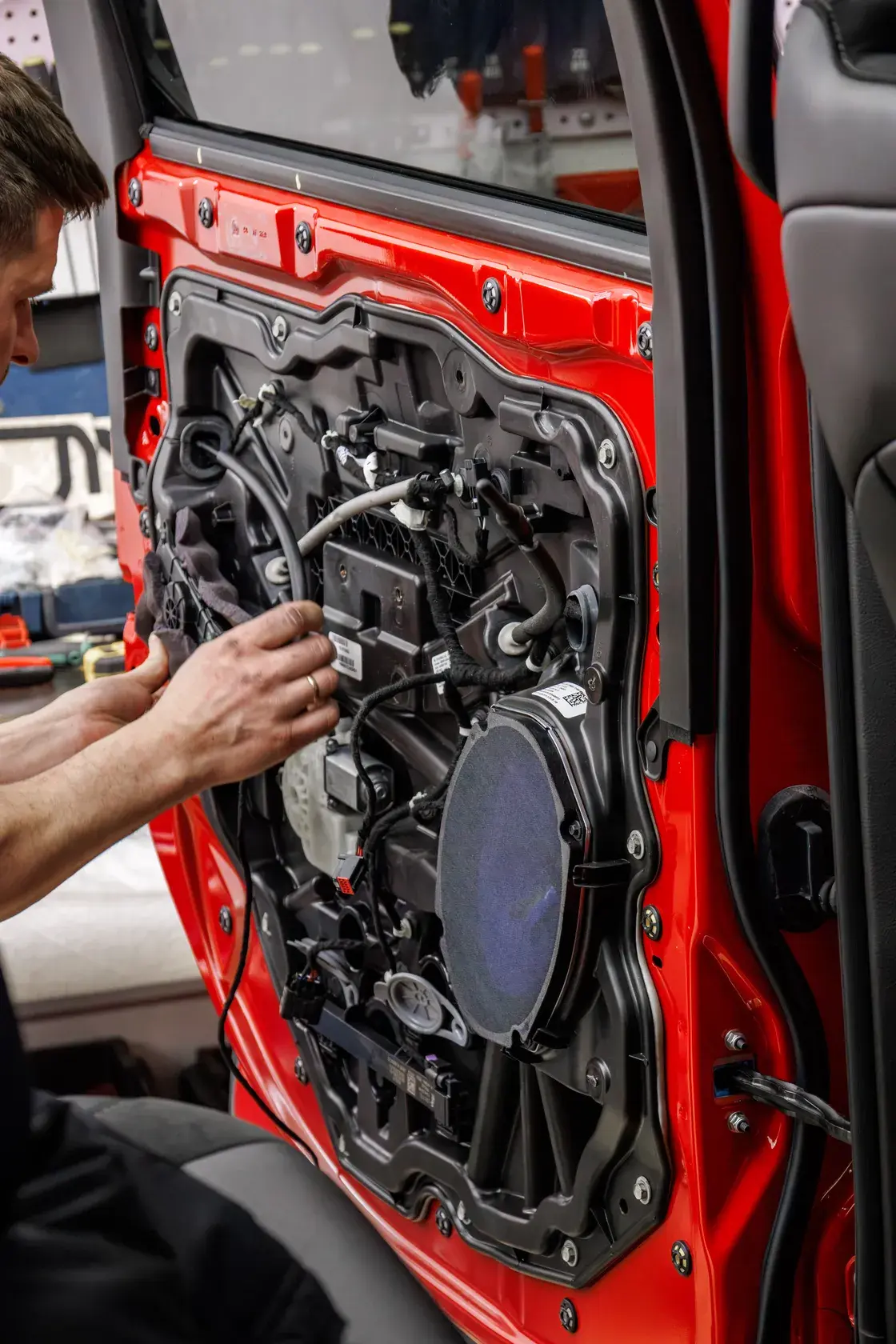 Шумоизоляция двери RAM 1500 Laramie