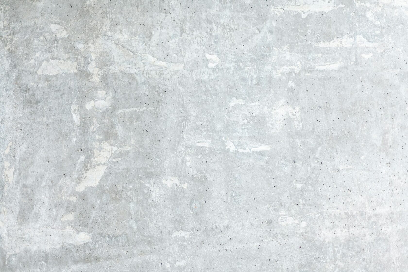 Ручное нанесение мраморной штукатурки на фреску