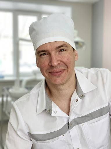 Станислав Тарасов
