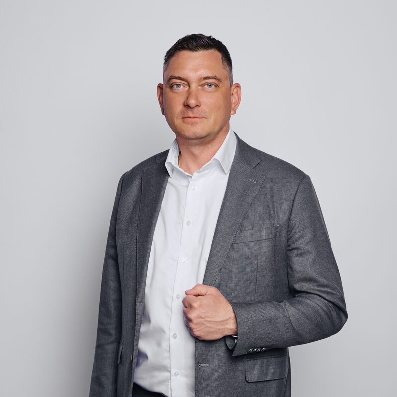 Максим Батырев