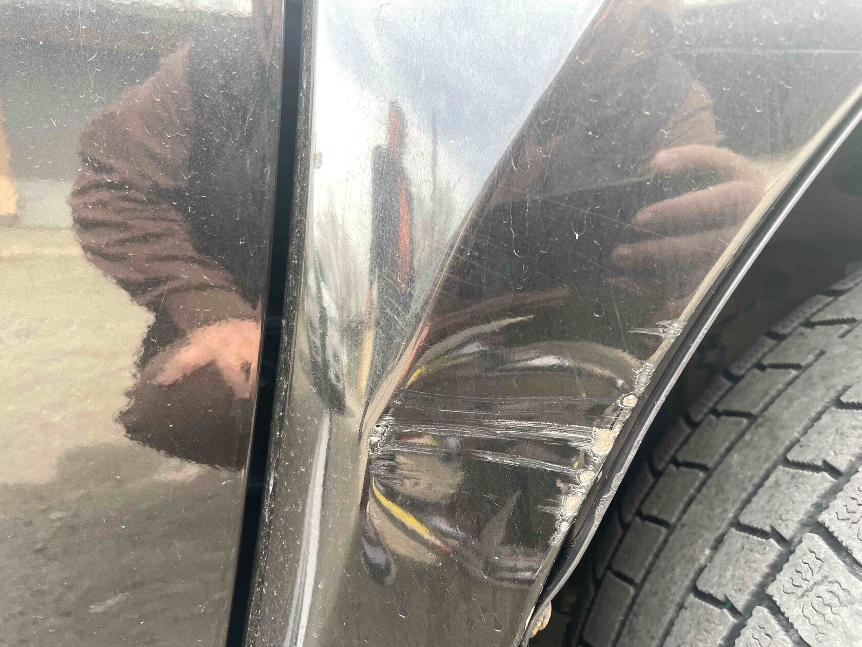 Повреждения ЛКП Renault Duster, учтённые при оценке