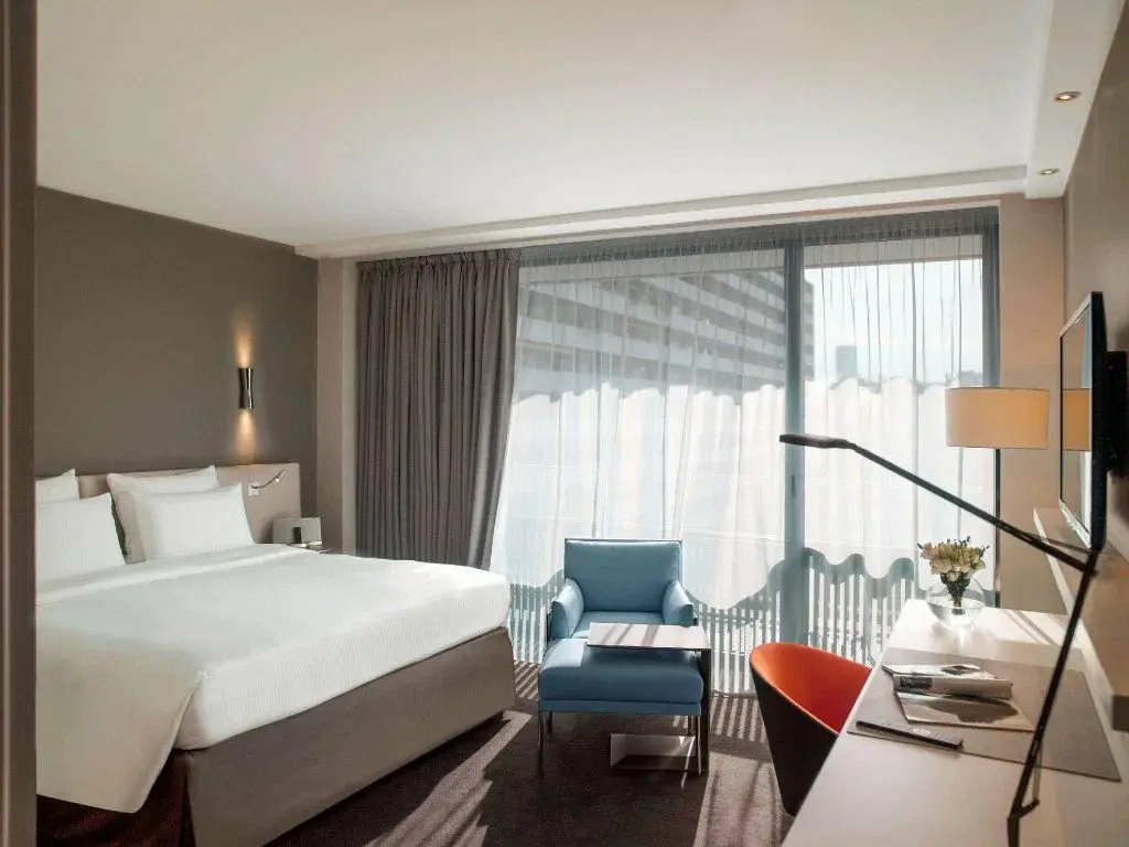 Classic & Superior Room