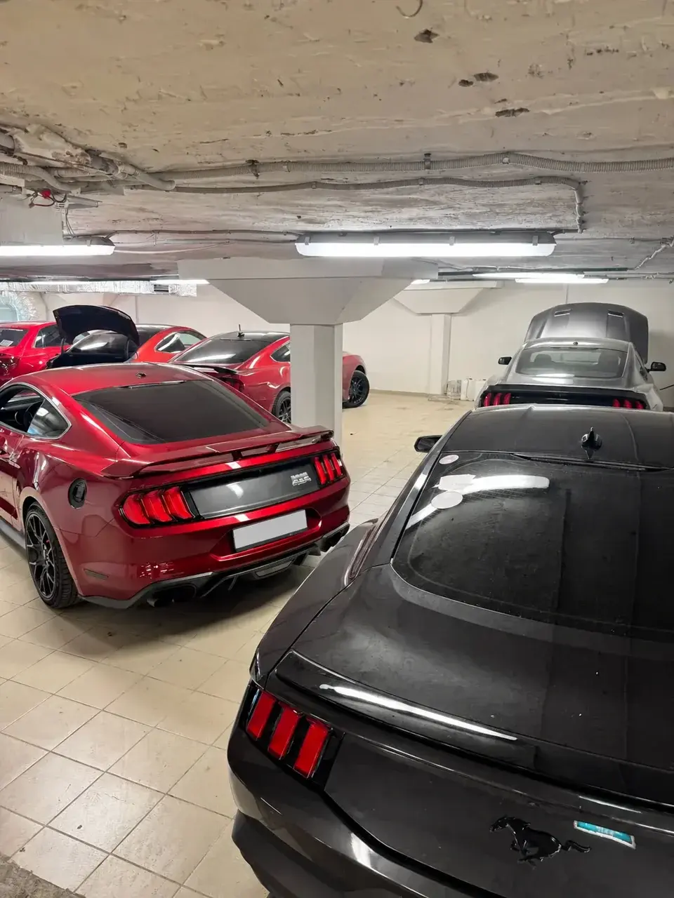 Ford Mustang в ремзоне Кластер51