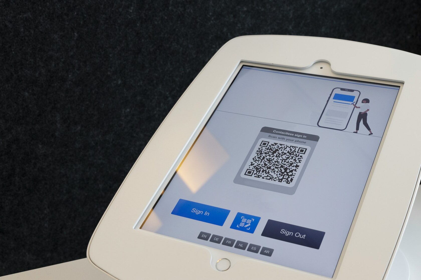 Акриловая QR-подставка