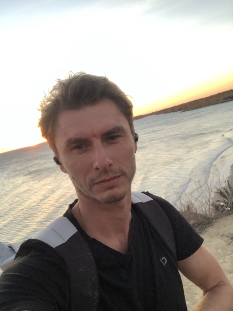 Роман Семёнов