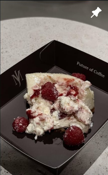 Raspberry cheesecake in a MR JADE box