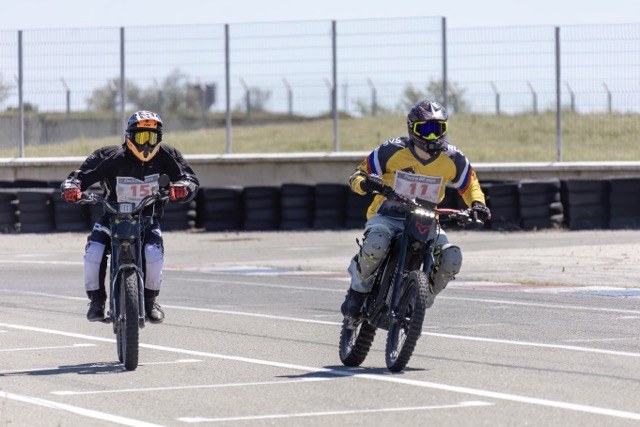 Райдеры на треке Crimea GP — архив Electro GP