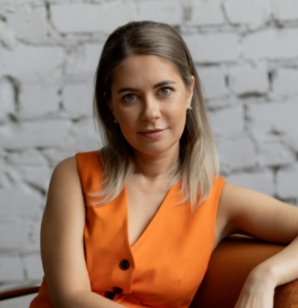 Лена Ливадина