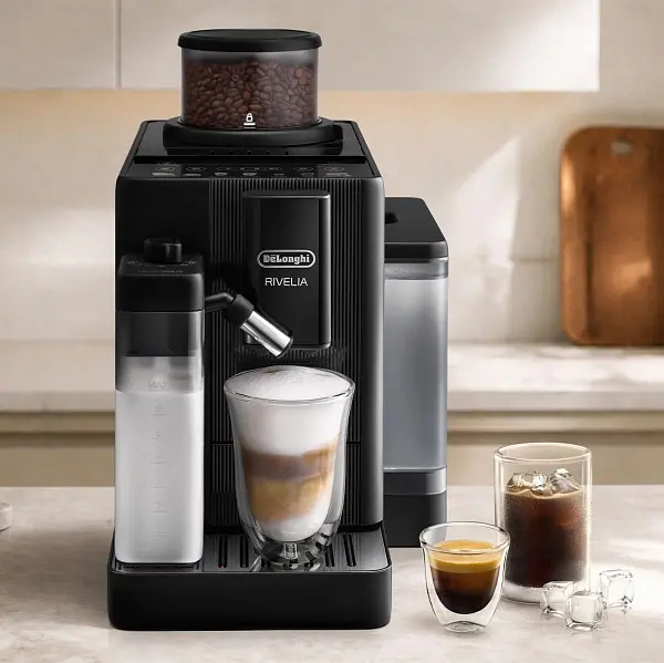Кофемашина De'Longhi Rivelia Start на кухне