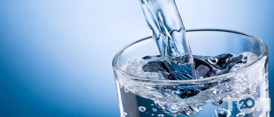 Доставка бутилированной воды в офис ‒ необходимость или излишество?