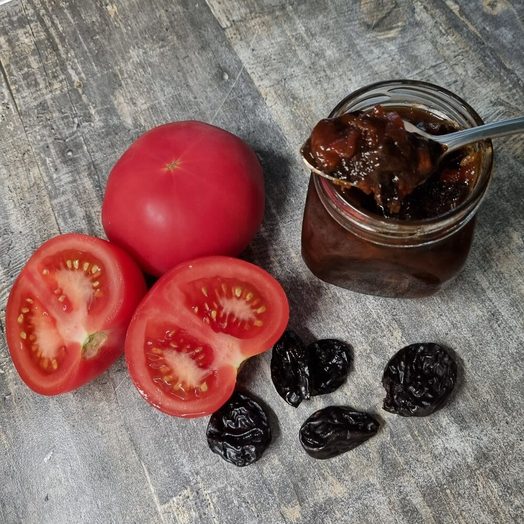 Конфитюр «томаты с черносливом» ученицы Ольги Корзенковой