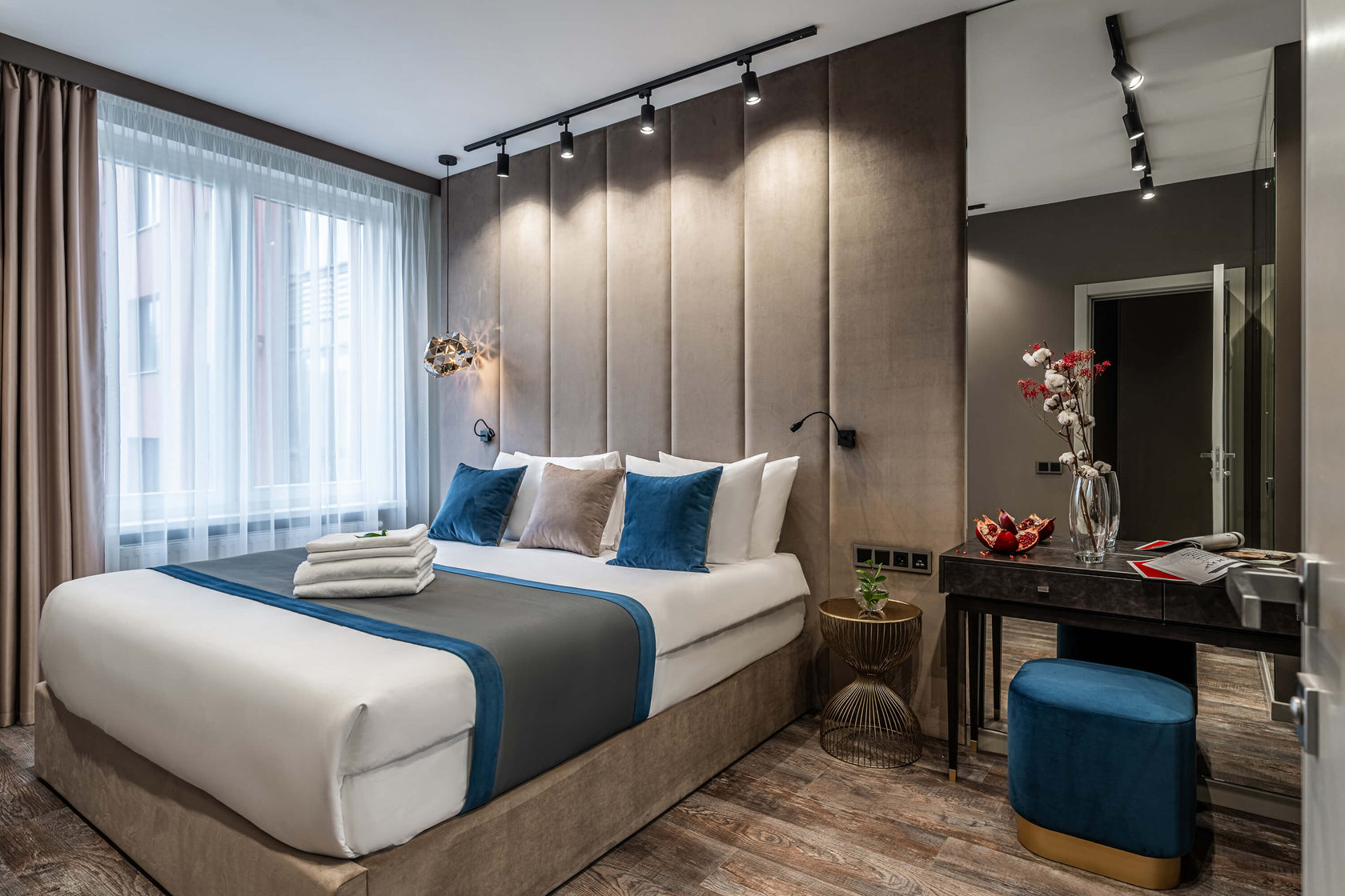 LINKS - категория апартаменты Lux East