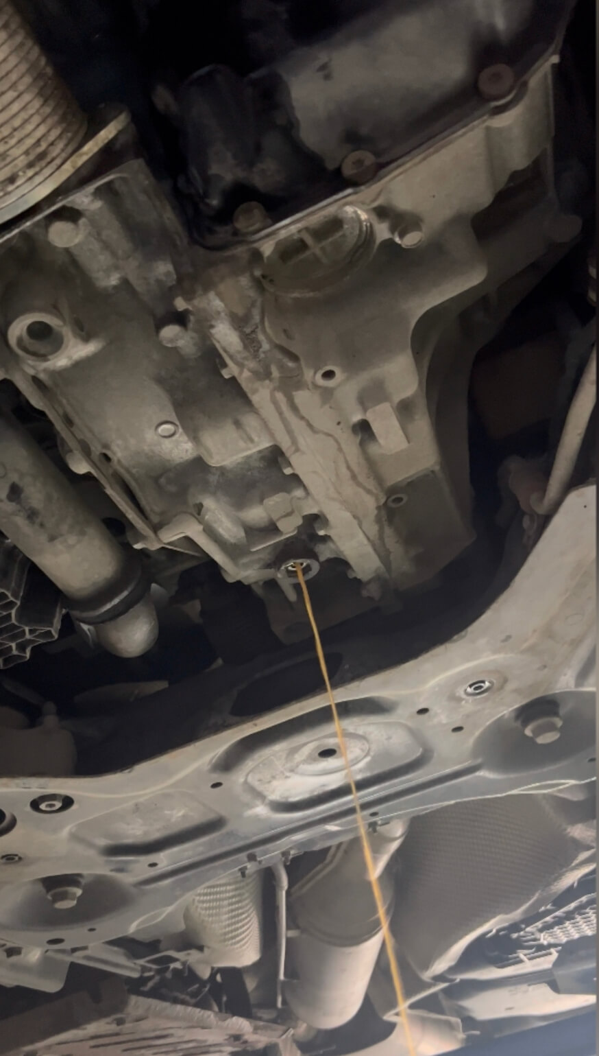 Корректировка уровня масла при 50-60 градусах