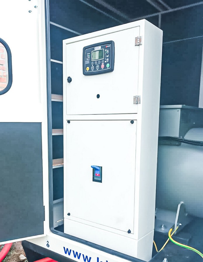 ДЭС 300 кВт Doosan в кожухе