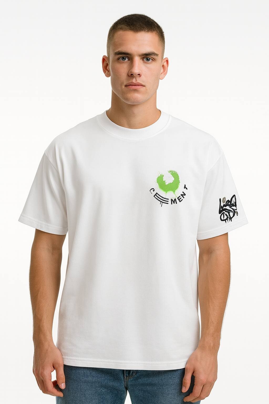 Белая мужская футболка