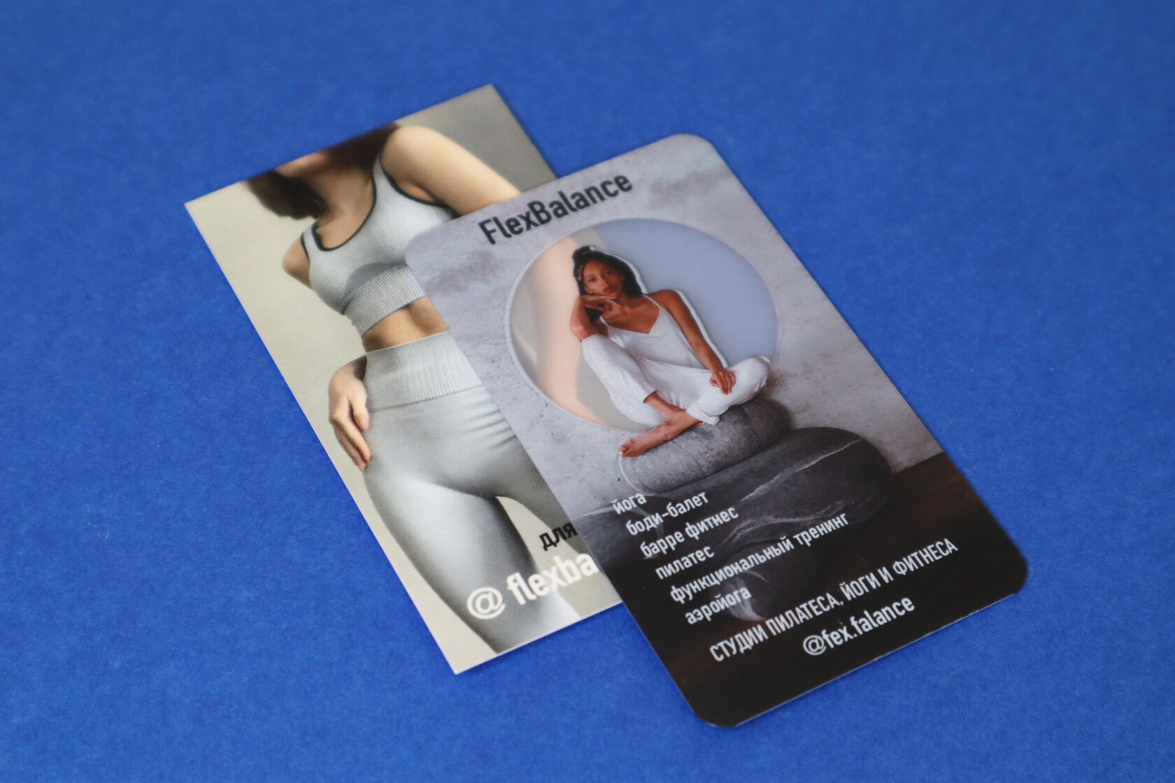 Печать визиток в Спб. Дешево заказать визитки в типографии \"СатисЪ\".